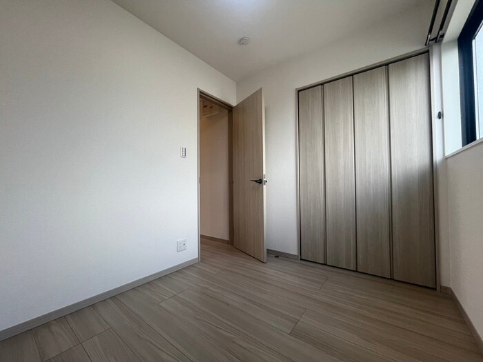 物件内観写真19　(居室)