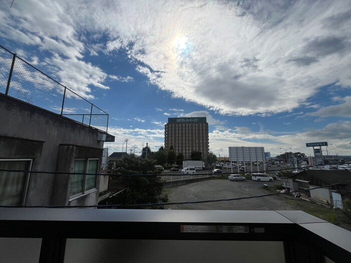 物件内観写真22　(室内からの展望)