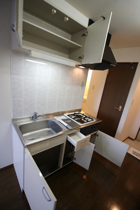 物件内観写真12　(収納)