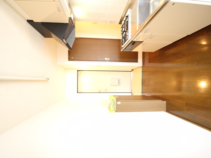 物件内観写真17　(廊下)