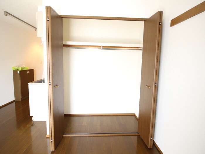 物件内観写真18　(収納)