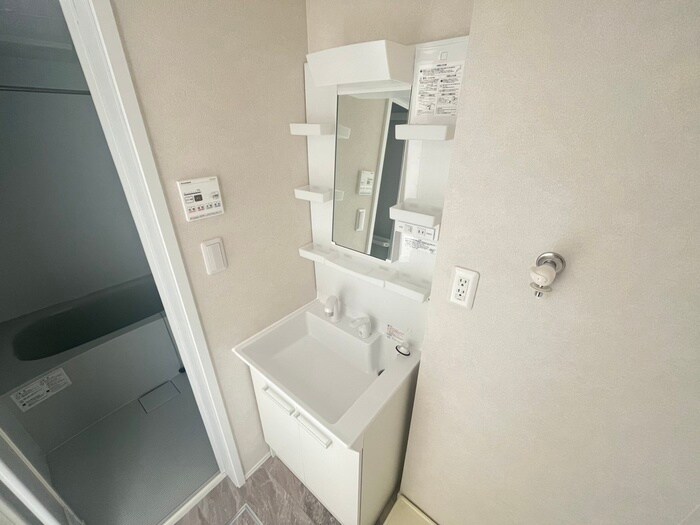 物件内観写真11　(洗面)