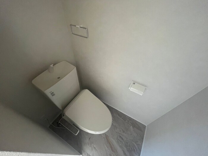 物件内観写真12　(トイレ)