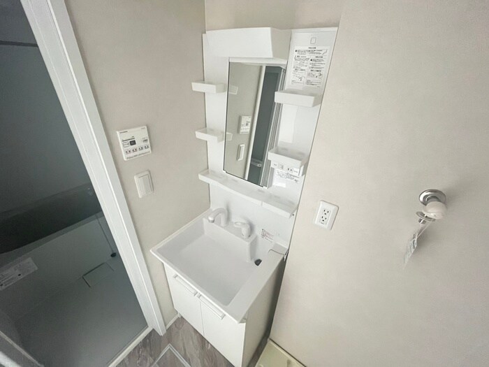 物件内観写真12　(洗面)