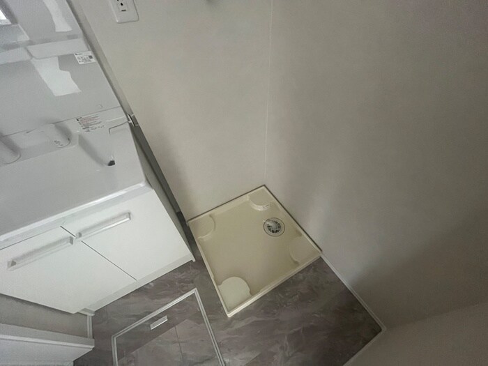 物件内観写真14　(洗濯機置場)