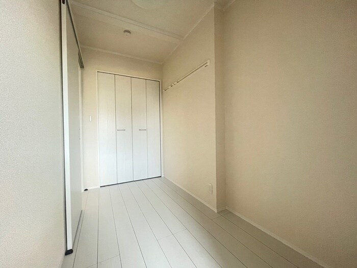 物件内観写真18　(居室)