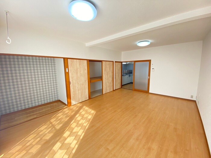 物件内観写真9　(居室)