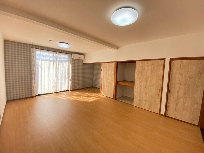 物件内観写真10　(居室)