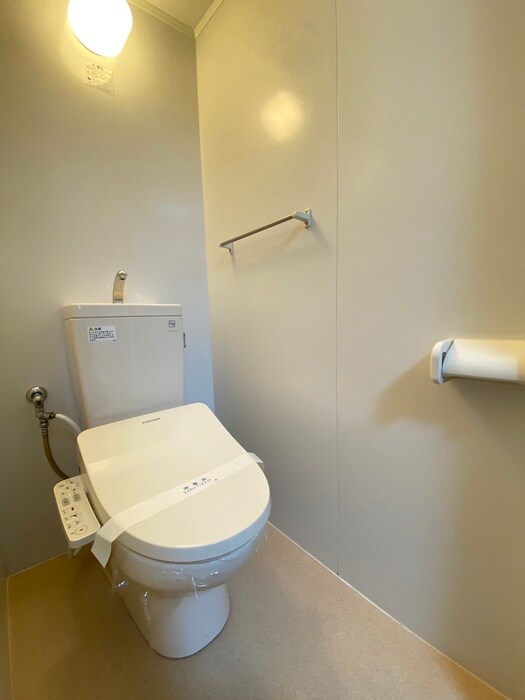 物件内観写真13　(トイレ)