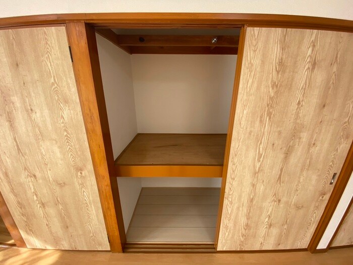 物件内観写真16　(収納)