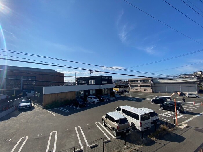 物件内観写真21　(室内からの展望)