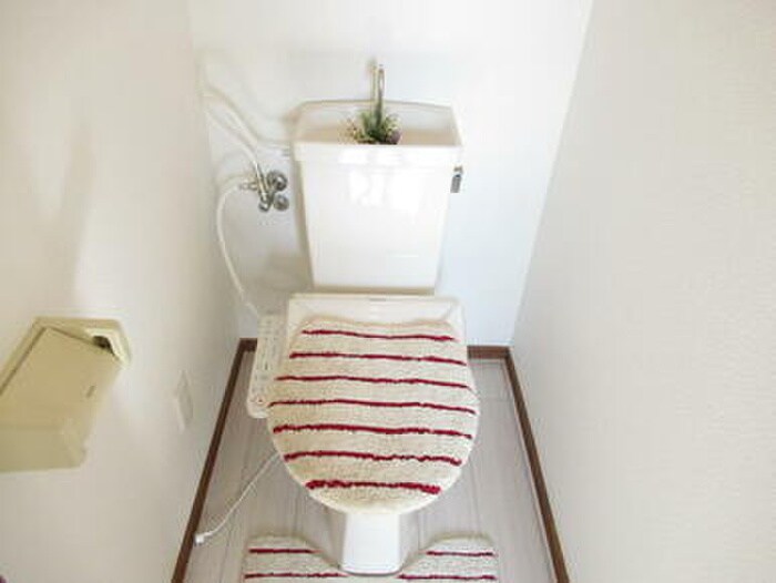 物件内観写真9　(トイレ)