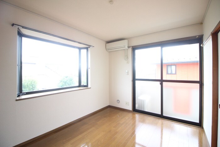 物件内観写真13　(居室)