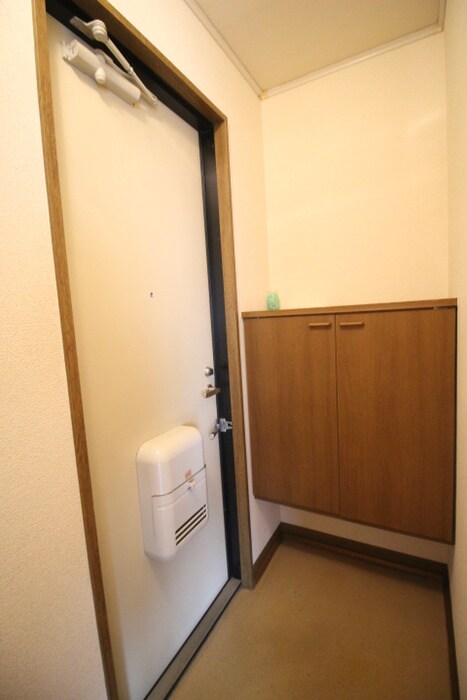 物件内観写真17　(玄関)
