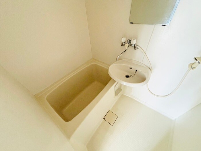 ロフティ遠藤のバス