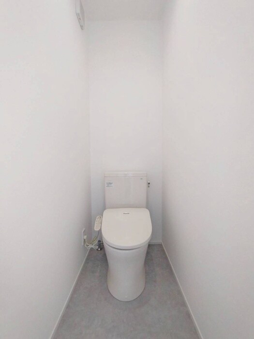 物件内観写真11　(トイレ)