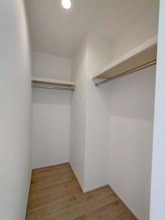 物件内観写真12　(収納)