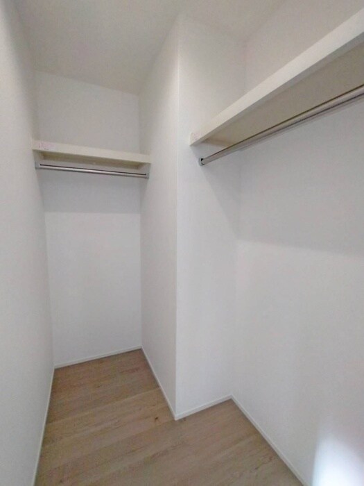 物件内観写真12　(収納)