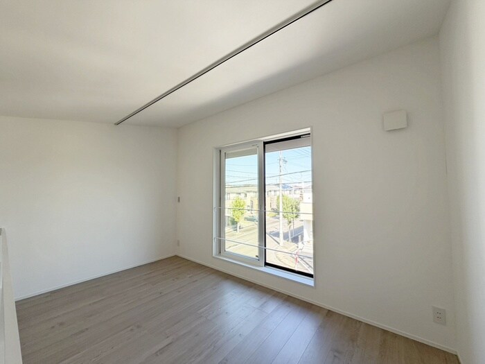 物件内観写真18　(居室)