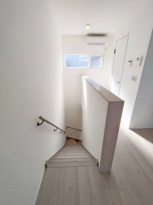 物件内観写真20　(廊下)