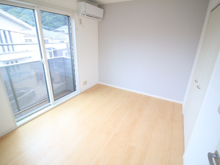 物件内観写真18　(居室)