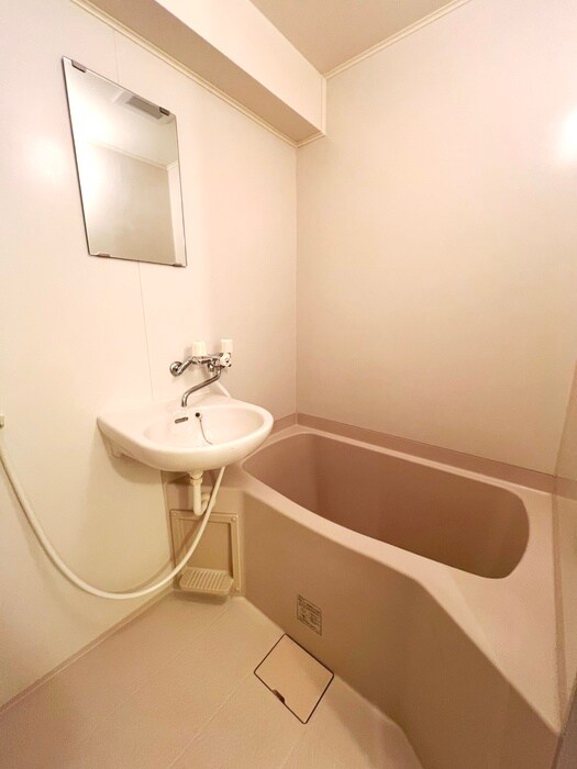 物件内観写真12　(バス／シャワールーム等)