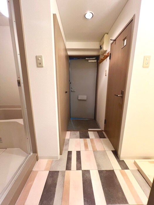 物件内観写真16　(廊下)