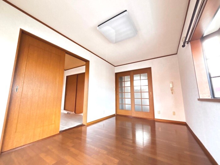 物件内観写真8　(居室)