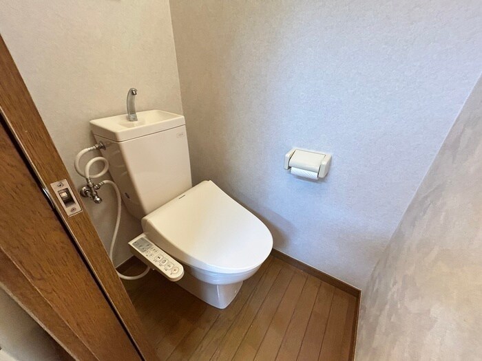 物件内観写真13　(トイレ)