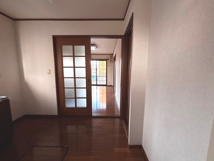 物件内観写真20　(廊下)