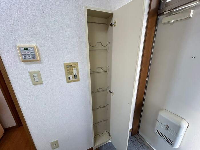 物件内観写真21　(靴箱)