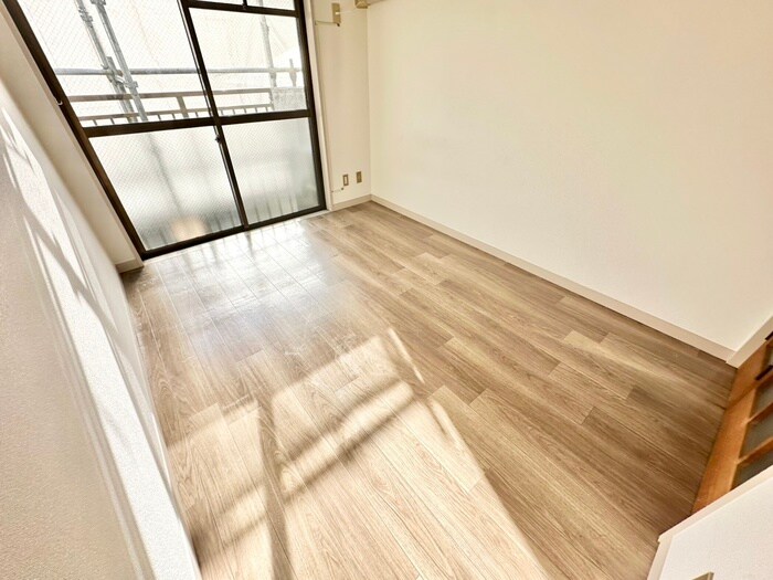 物件内観写真7　(居室)