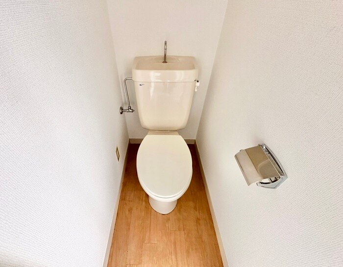 物件内観写真14　(トイレ)