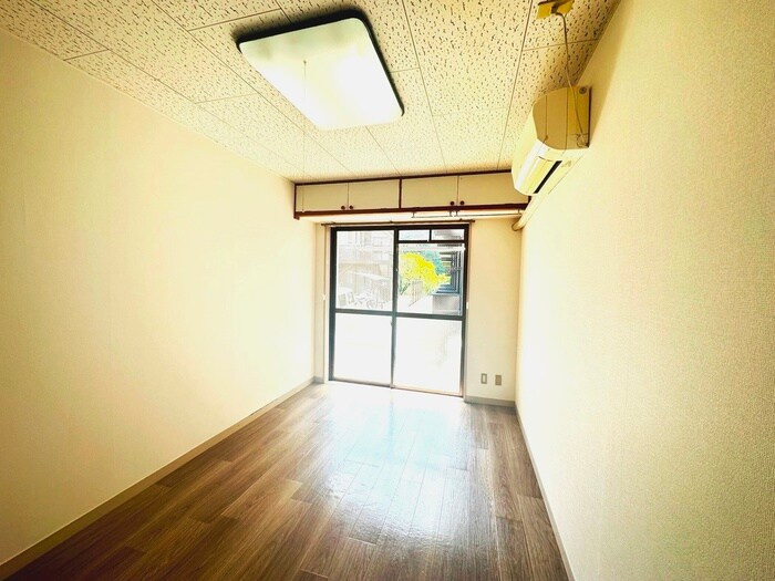 物件内観写真17　(居室)