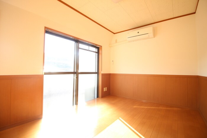 物件内観写真18　(居室)