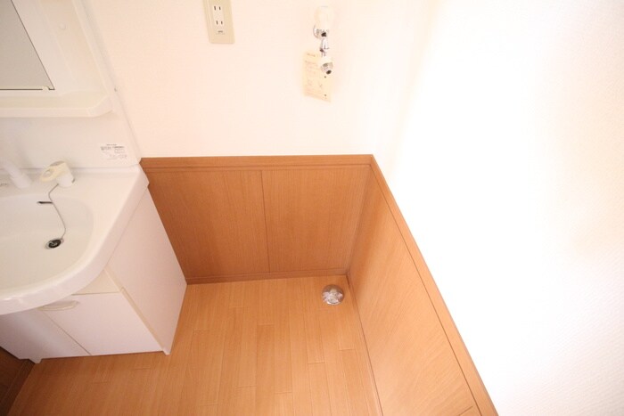 物件内観写真20　(洗濯機置場)