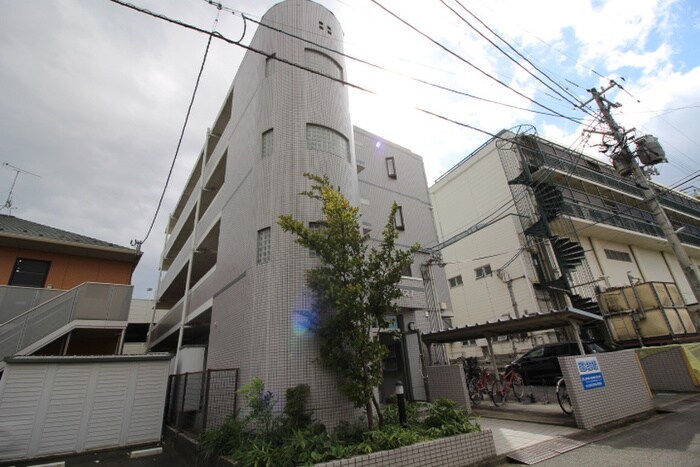 ウィングスⅡの物件外観写真