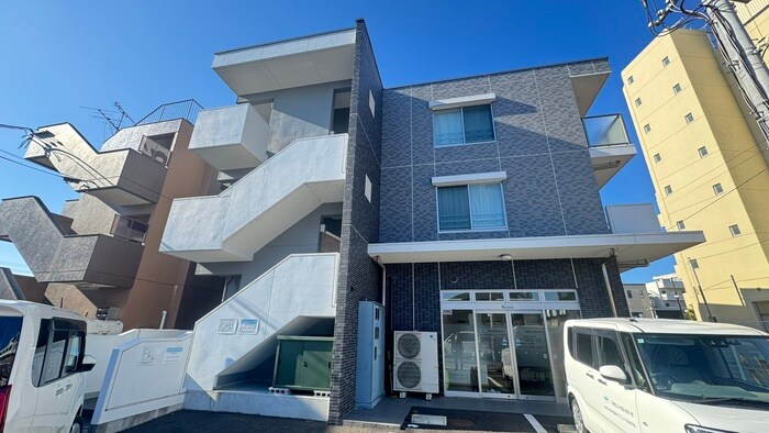 物件外観写真3　(外観写真)