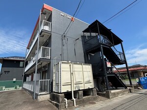 BETTER R 桜外観写真