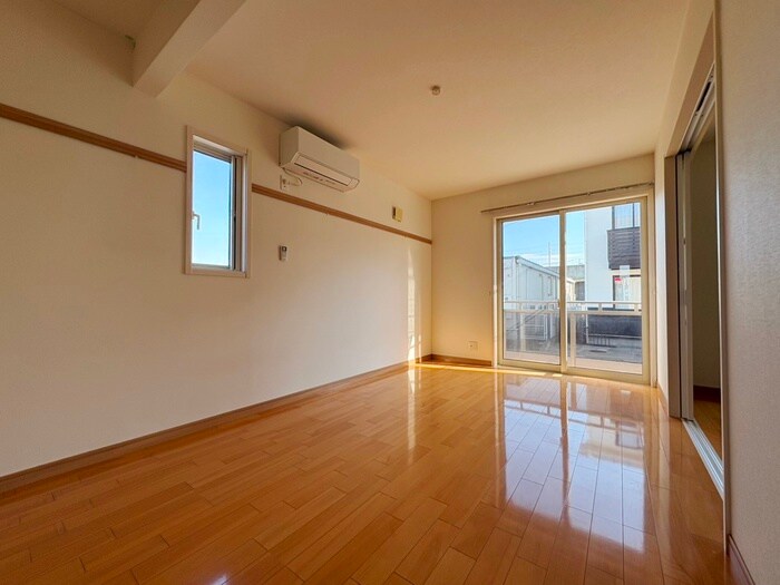 物件内観写真7　(居室)