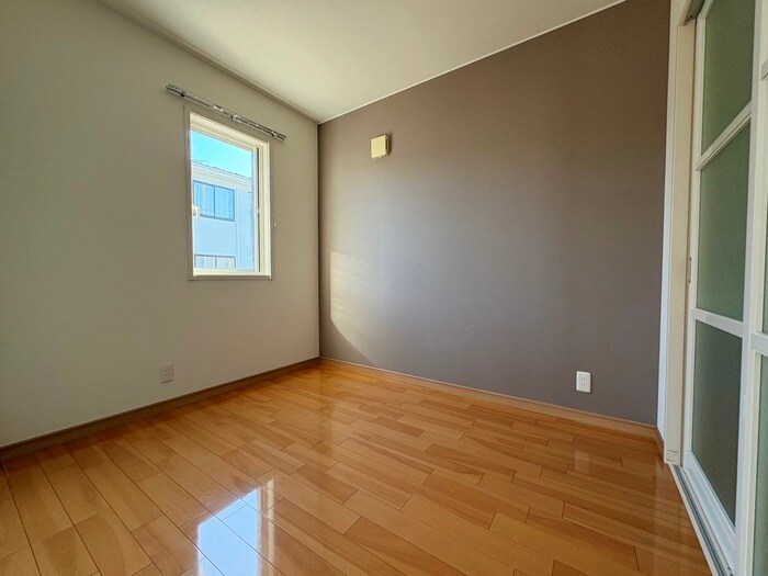 物件内観写真10　(居室)