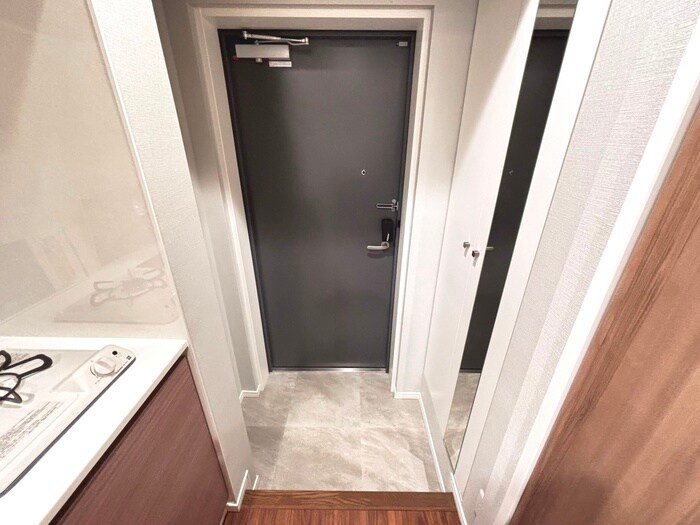 物件内観写真19　(玄関)