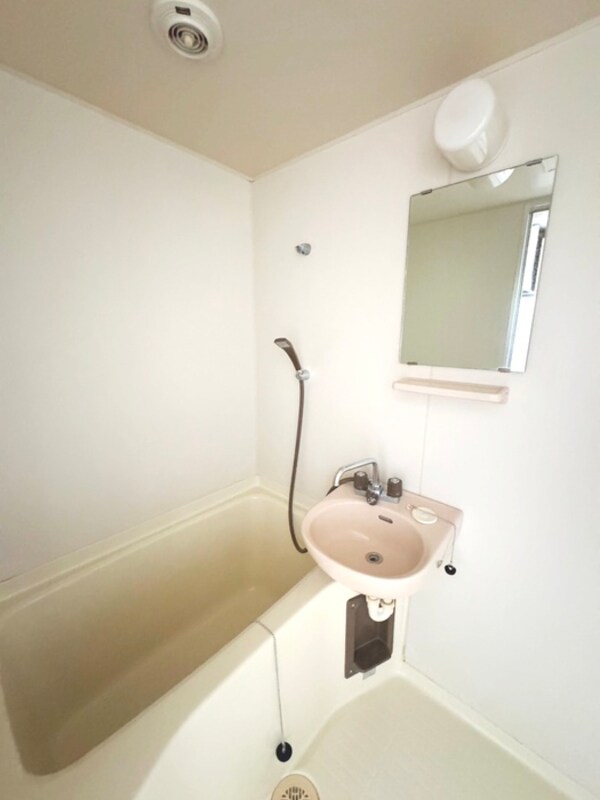 バス／シャワールーム等