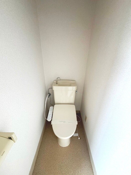 物件内観写真13　(トイレ)