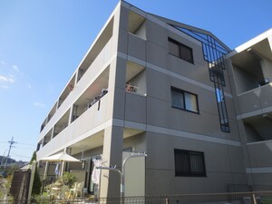 スワローガーデン外観写真