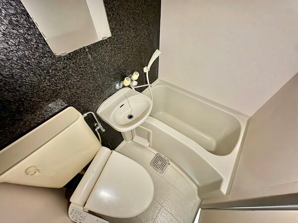 バス／シャワールーム等