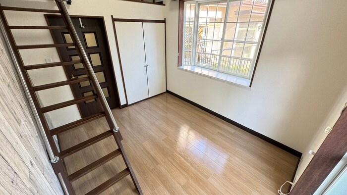 物件内観写真7　(居室)