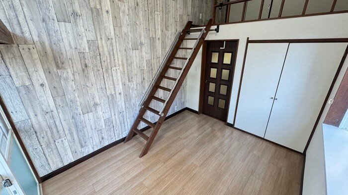 物件内観写真9　(居室)