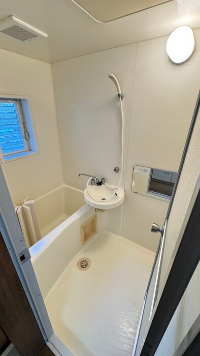 物件内観写真12　(バス／シャワールーム等)