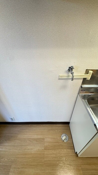 物件内観写真14　(洗濯機置場)